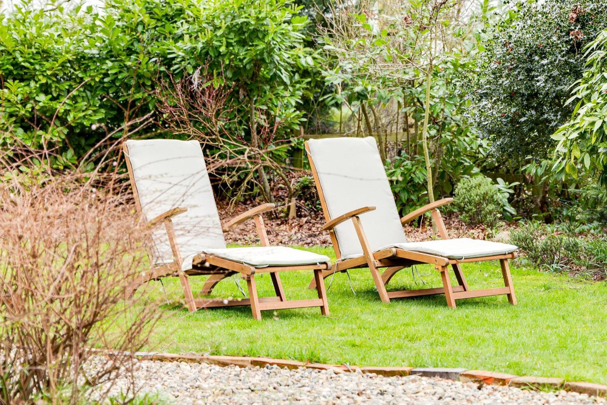 Oak Tree Hideaway Villa Whitchurch  Exterior foto